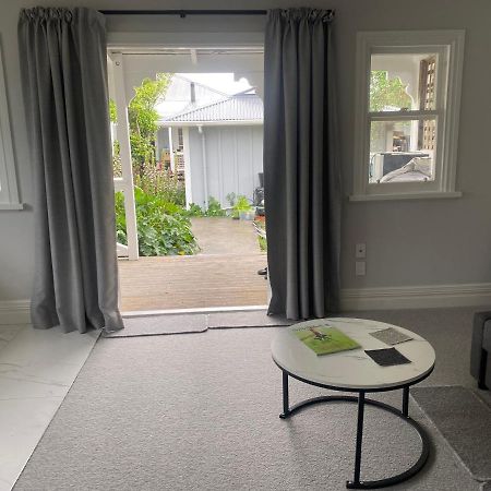 Prodigal Daughter Gourmet Lodge Martinborough Eksteriør bilde